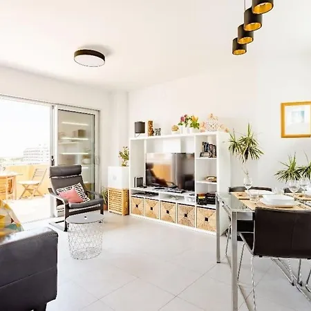 Apartment Beachfront Triplex Penthouse With Pool, Rooftop, Sea View