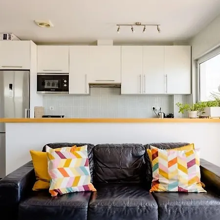 Apartmán Beachfront Duplex Penthouse With Pool, Rooftop, Sea View